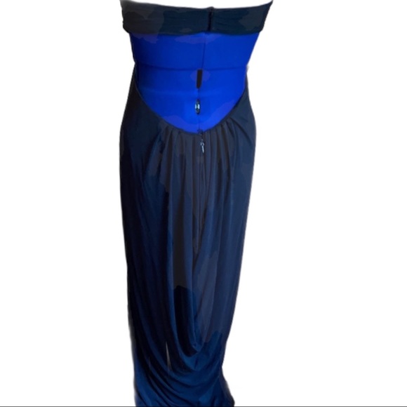 BCBGMaxAzria long black gown. Beautiful unique cut - Picture 4 of 9